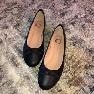 Women’s Black Ballet Flats - size 8